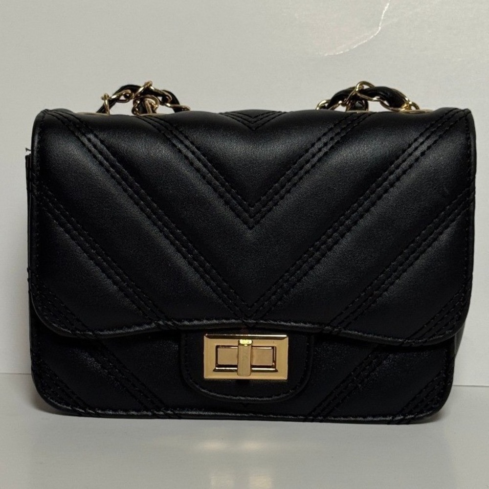 Alfa Bags Black Chevron Quilted Crossbody Shoulder Bag Gold Chain NWT